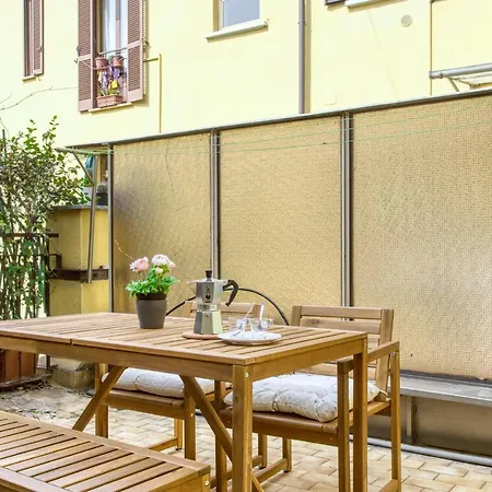 Joivy Tasteful Flat With Balcony Lägenhet *