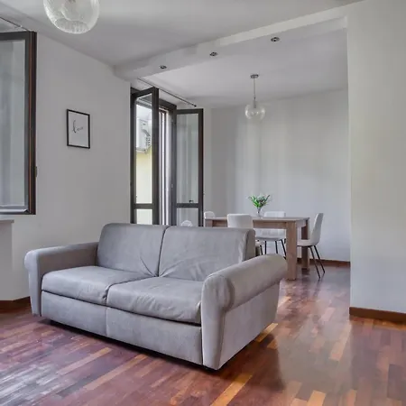 Joivy Tasteful Flat With Balcony Daire Milano