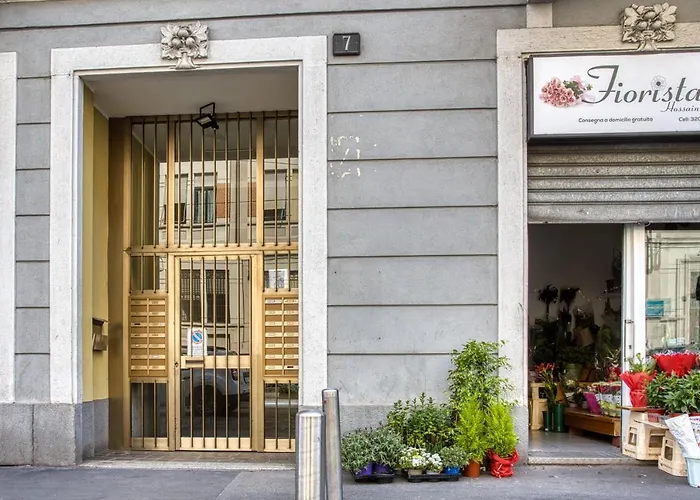 Joivy Tasteful Flat With Balcony Mediolan